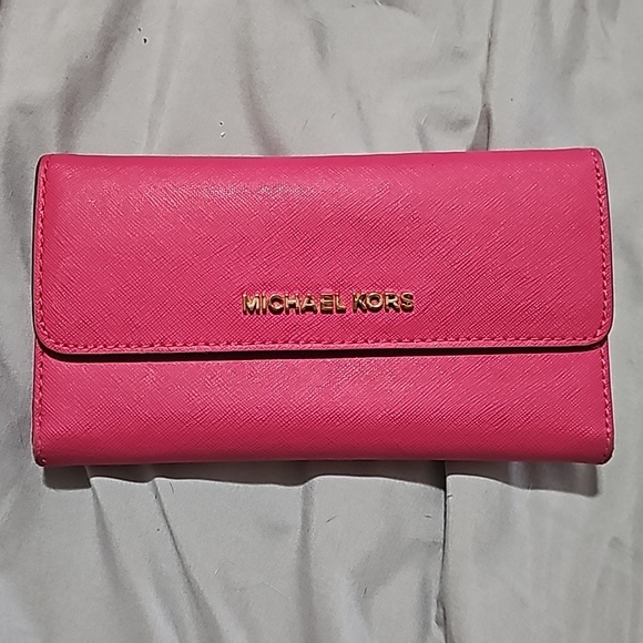 MICHAEL KORS WALLET - Picture 1 of 4